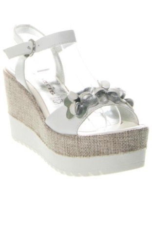 Sandały Tamaris, Rozmiar 37, Kolor Kolorowy, Cena 198,26 zł