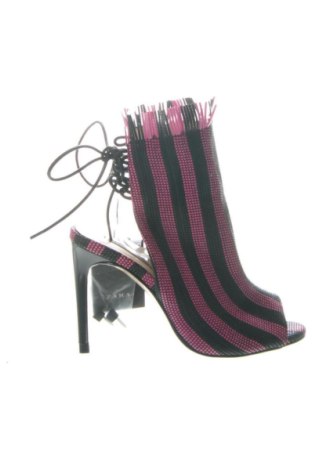 Sandalen Zara, Größe 35, Farbe Mehrfarbig, Preis € 31,65