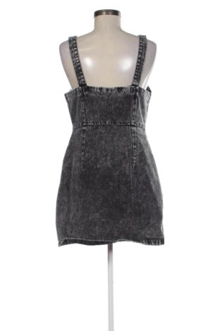 Latzkleid H&M Divided, Größe XL, Farbe Schwarz, Preis 11,00 €