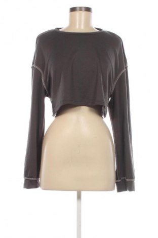 Дамска блуза Unbranded, Размер M, Цвят Сив, Цена 1,02 €