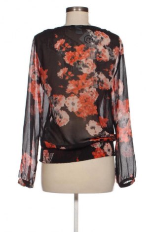 Γυναικεία μπλούζα Vero Moda, Μέγεθος M, Χρώμα Πολύχρωμο, Τιμή 1,99 €