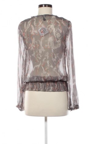 Γυναικεία μπλούζα Vero Moda, Μέγεθος S, Χρώμα Πολύχρωμο, Τιμή 1,99 €