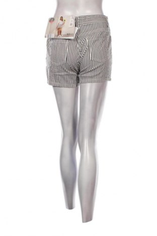 Дамски къс панталон Up 2 Fashion, Размер M, Цвят Многоцветен, Цена 3,57 €