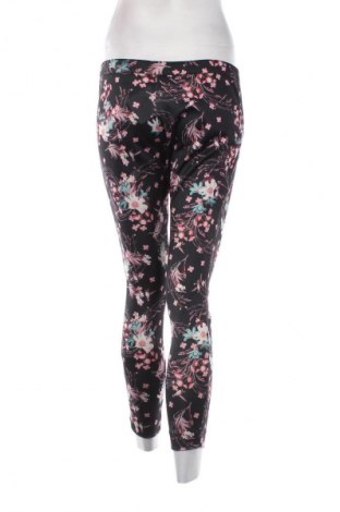 Pantaloni de femei CLP, Mărime M, Culoare Multicolor, Preț 8,99 Lei