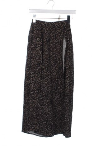 Damenhose Pull&Bear, Größe XS, Farbe Mehrfarbig, Preis 3,99 €