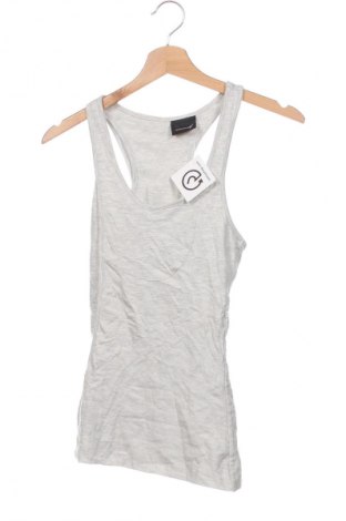 Dámský sportovní top  PUMA, Velikost S, Barva Šedá, Cena  509,00 Kč