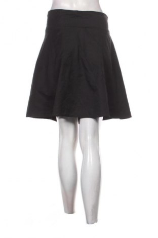 Пола - панталон Fashion, Размер XL, Цвят Черен, Цена 2,04 €