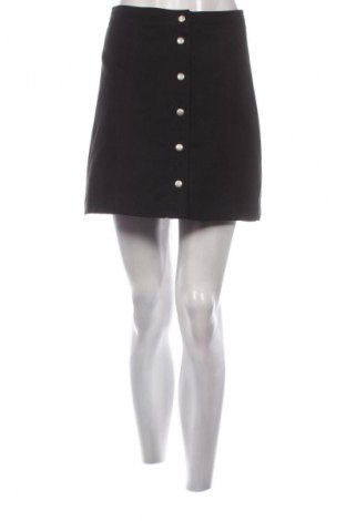 Пола - панталон H&M Divided, Размер S, Цвят Черен, Цена 2,04 €