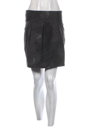 Пола AMY GEE, Размер M, Цвят Многоцветен, Цена 2,04 €