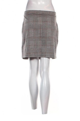 Пола About You, Размер M, Цвят Многоцветен, Цена 2,55 €