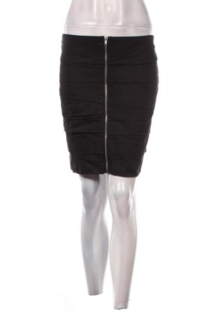 Пола Amisu, Размер S, Цвят Черен, Цена 2,04 €