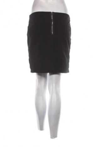 Пола Amisu, Размер M, Цвят Черен, Цена 2,04 €