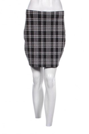 Пола Amisu, Размер M, Цвят Многоцветен, Цена 2,04 €