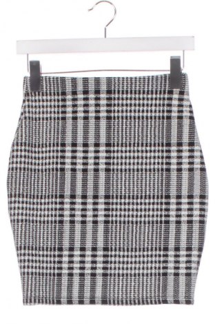 Пола Amisu, Размер XS, Цвят Многоцветен, Цена 2,04 €