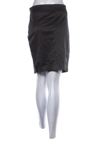 Пола Amisu, Размер M, Цвят Черен, Цена 2,55 €