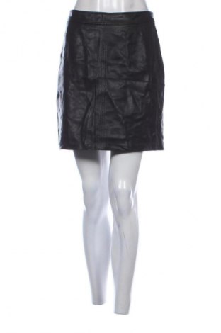 Пола Amisu, Размер M, Цвят Черен, Цена 2,04 €