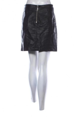 Пола Amisu, Размер M, Цвят Черен, Цена 2,04 €