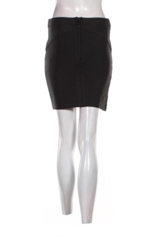 Пола Bik Bok, Размер S, Цвят Черен, Цена 2,04 €