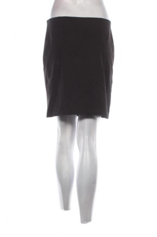 Пола C&A, Размер M, Цвят Черен, Цена 2,04 €