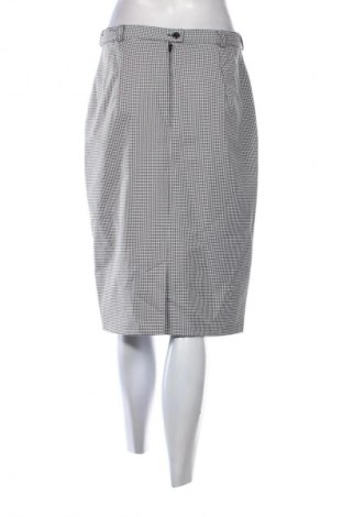 Пола Canda, Размер M, Цвят Многоцветен, Цена 4,60 €