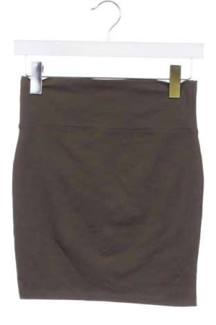 Пола Clockhouse, Размер XS, Цвят Зелен, Цена 2,04 €