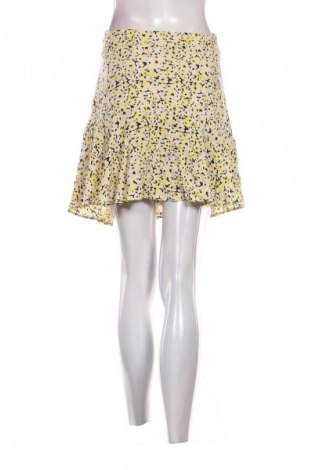 Пола Defacto, Размер L, Цвят Многоцветен, Цена 2,04 €