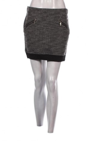 Пола Edc By Esprit, Размер M, Цвят Многоцветен, Цена 2,04 €