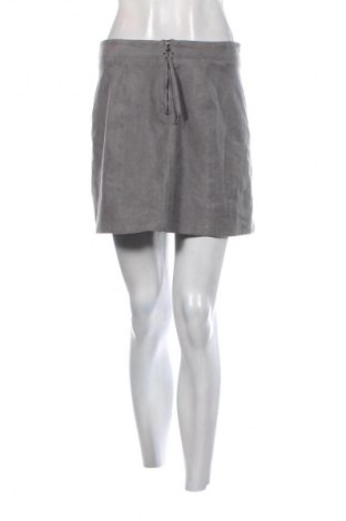 Пола Edc By Esprit, Размер S, Цвят Сив, Цена 2,04 €