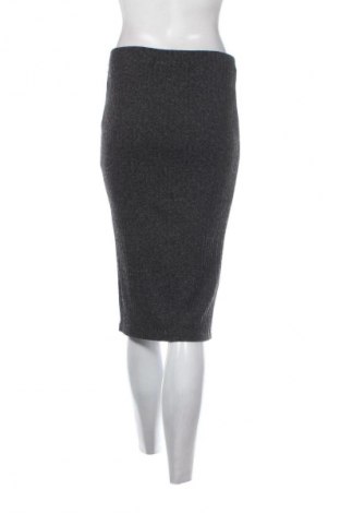 Пола Forever 21, Размер L, Цвят Черен, Цена 3,06 €