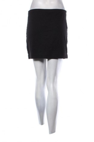 Пола H&M, Размер S, Цвят Черен, Цена 2,04 €