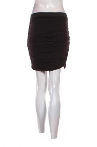 Пола H&M, Размер S, Цвят Черен, Цена 2,55 €