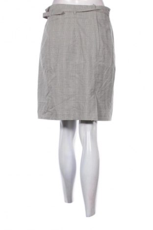 Пола H&M, Размер XL, Цвят Многоцветен, Цена 2,04 €