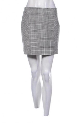 Пола H&M, Размер M, Цвят Многоцветен, Цена 2,04 €