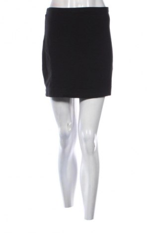 Пола H&M, Размер M, Цвят Черен, Цена 2,04 €