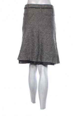 Пола H&M, Размер S, Цвят Сив, Цена 2,04 €