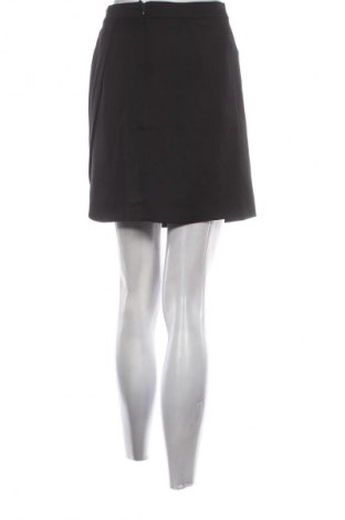 Пола H&M, Размер S, Цвят Черен, Цена 2,04 €