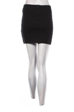 Пола H&M, Размер XS, Цвят Многоцветен, Цена 2,04 €