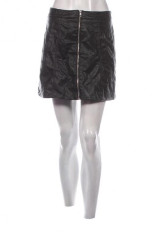 Пола H&M Divided, Размер M, Цвят Черен, Цена 2,04 €