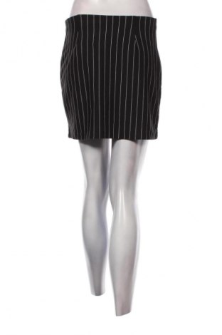 Пола H&M Divided, Размер S, Цвят Многоцветен, Цена 2,04 €