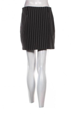 Пола H&M Divided, Размер M, Цвят Многоцветен, Цена 2,04 €