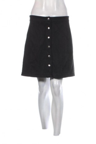 Пола Hema, Размер M, Цвят Черен, Цена 2,04 €