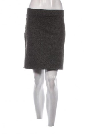 Пола Hema, Размер S, Цвят Многоцветен, Цена 2,04 €