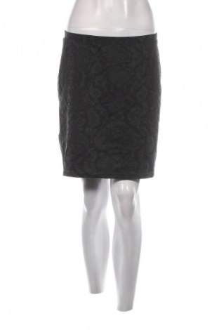 Пола Hema, Размер M, Цвят Многоцветен, Цена 2,04 €