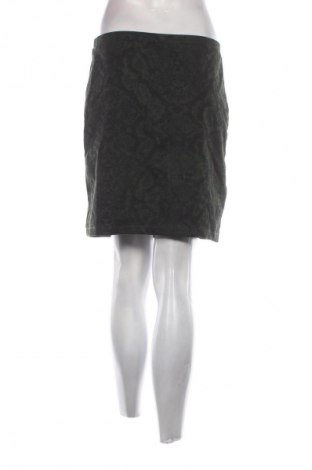 Пола Hema, Размер M, Цвят Многоцветен, Цена 2,04 €