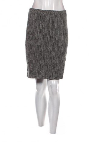 Пола Hema, Размер M, Цвят Многоцветен, Цена 2,04 €