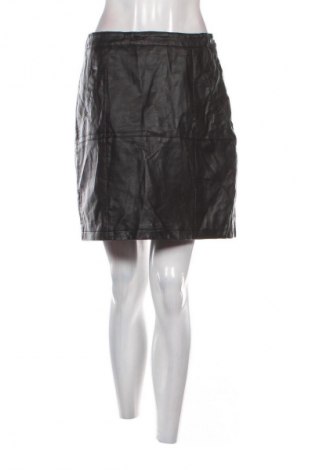 Пола Hema, Размер M, Цвят Черен, Цена 2,04 €