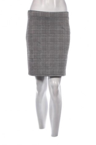 Пола Janina, Размер M, Цвят Многоцветен, Цена 2,04 €