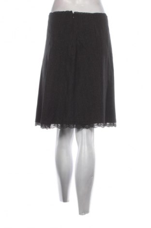 Пола Jaune Rouge, Размер M, Цвят Многоцветен, Цена 2,04 €