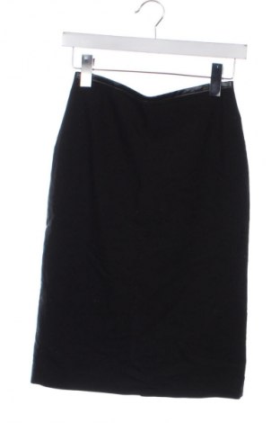 Пола La City, Размер XS, Цвят Черен, Цена 2,04 €