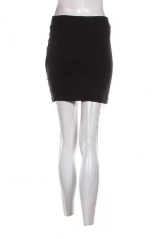 Пола Lush, Размер M, Цвят Черен, Цена 2,55 €